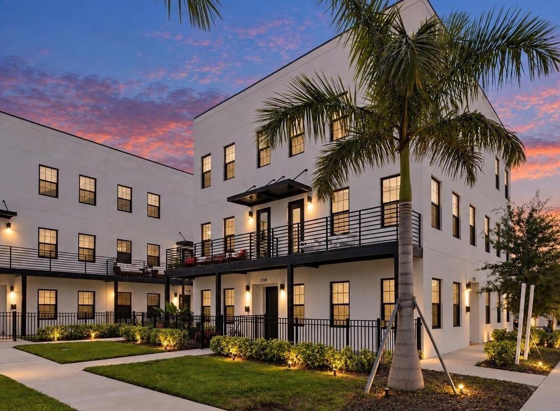 Townhouse in St. Petersburg, Florida, United States 1 - 19068552