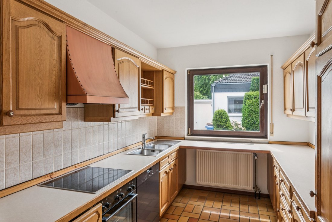 Bungalow à Eschborn, Hesse, Allemagne 4 - 19069659