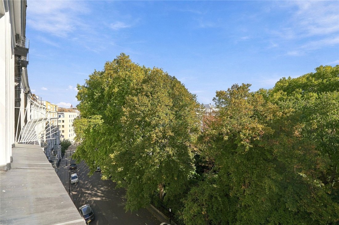 Apartment in Earls Court, Kensington And Chelsea, England 4 - 19068676