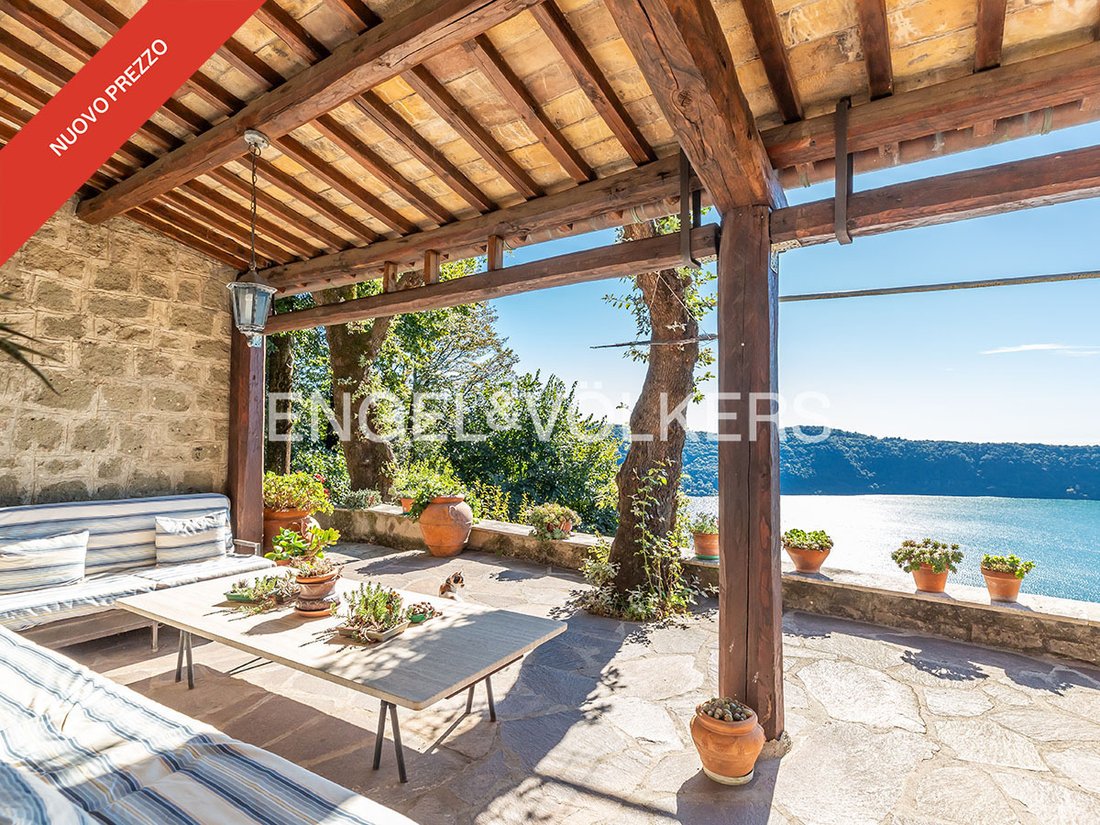 Villa in Castel Gandolfo, Lazio, Italy 1 - 19072460