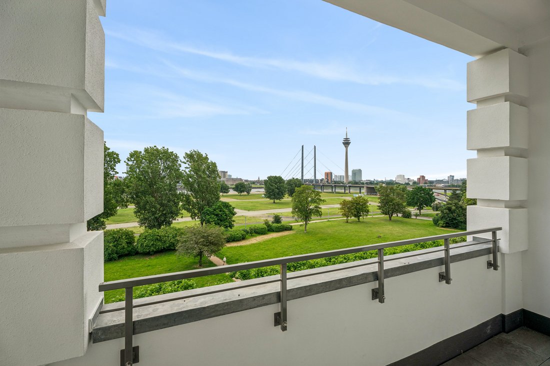 Apartamento en Düsseldorf, Renania del Norte-Westfalia, Alemania 1 - 19071442