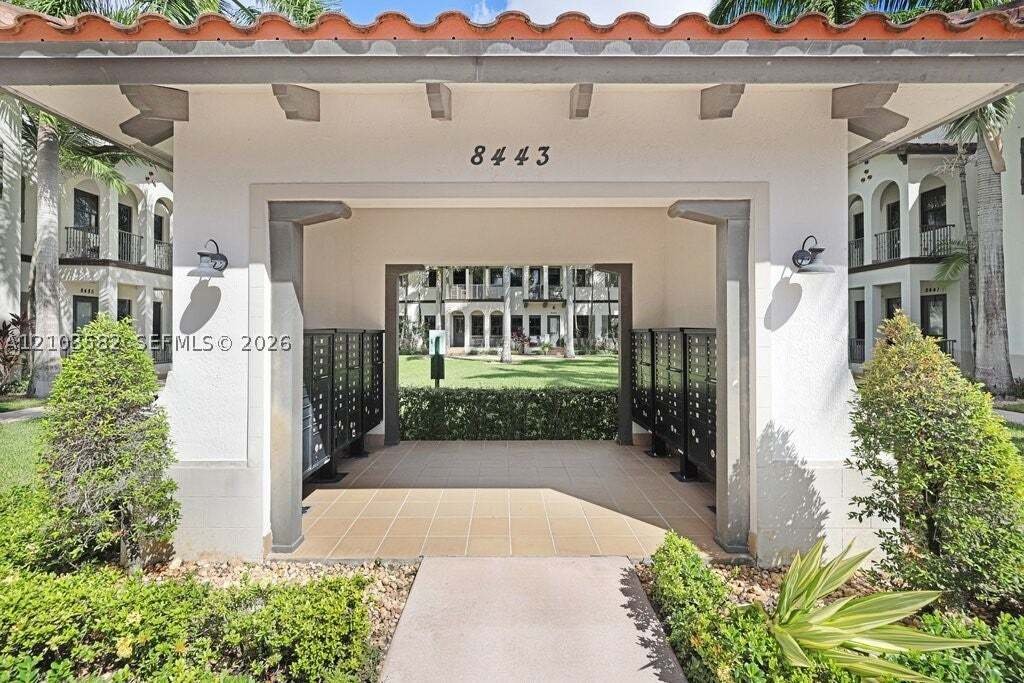 Maison de ville à Miami Springs, Floride, États-Unis 5 - 19068625