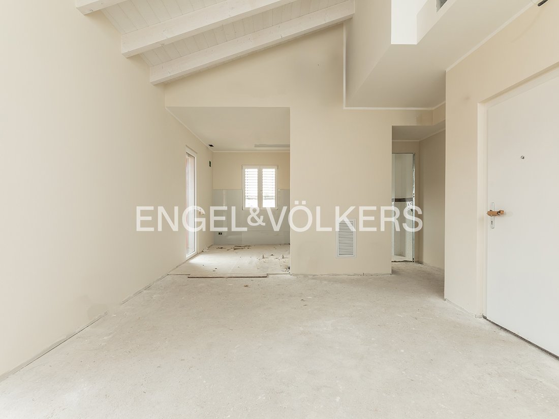 Apartment in Santa Maria delle Mole, Marino, Lazio 1 - 19072855