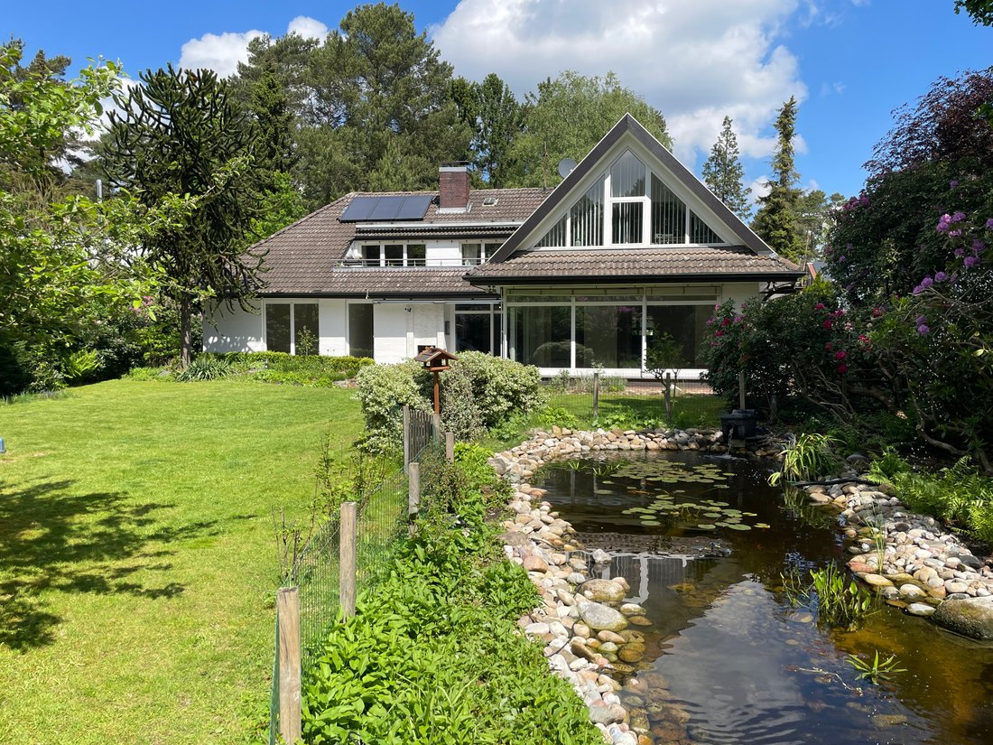 Casa en Burgdorf, Baja Sajonia, Alemania 1 - 19068697
