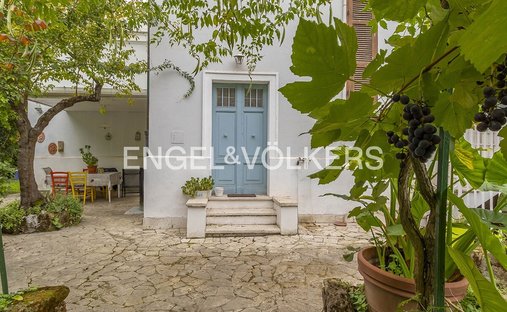 Villa in Monte Sacro - Nuovo Salario, Rome, Lazio 1