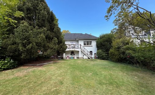 Villa in Waterloo, Wallonia, Belgium 1