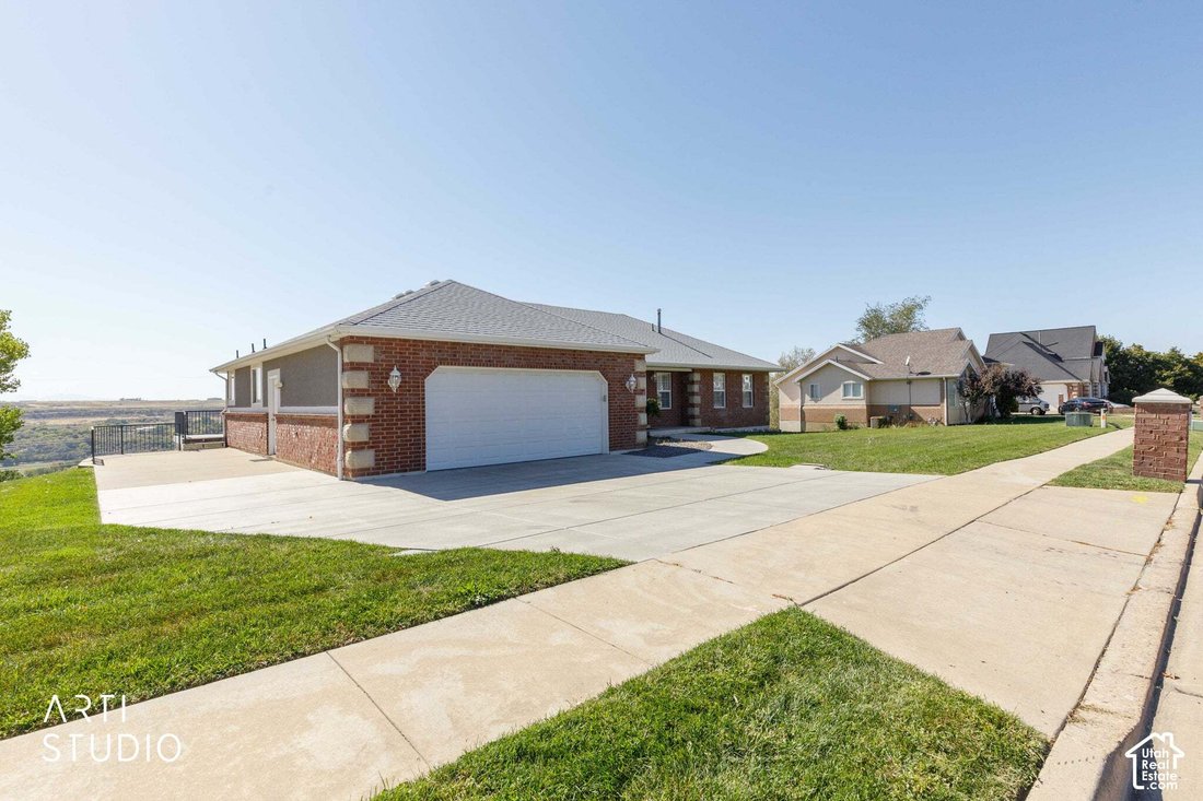 House in Ogden, Utah, United States 2 - 19068587