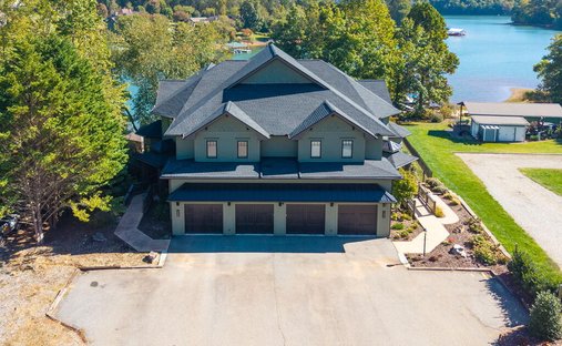 House in Hiawassee, Georgia, United States 1