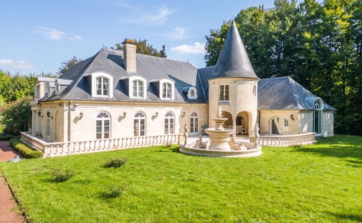 Villa in Waterloo, Wallonia, Belgium 1