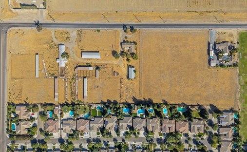 Terreno a Visalia, California, Stati Uniti 1