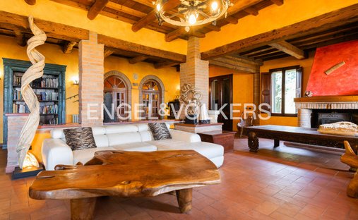 Villa in Copparo, Emilia-Romagna, Italy 1