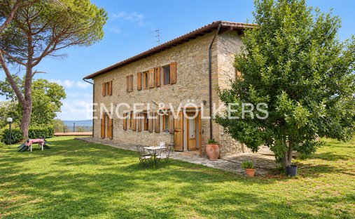 Country House in Vicchio, Tuscany, Italy 1