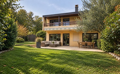Haus in Borex, Waadt, Schweiz 1