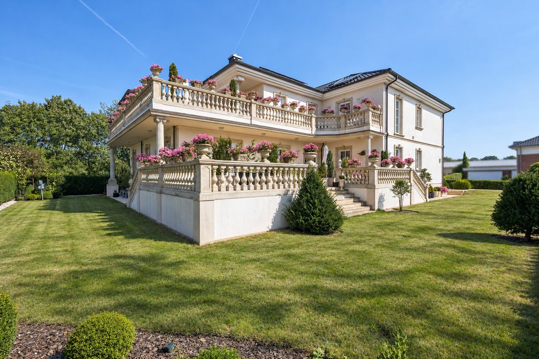Villa en Nienburg/Weser, Baja Sajonia, Alemania 1 - 19069239