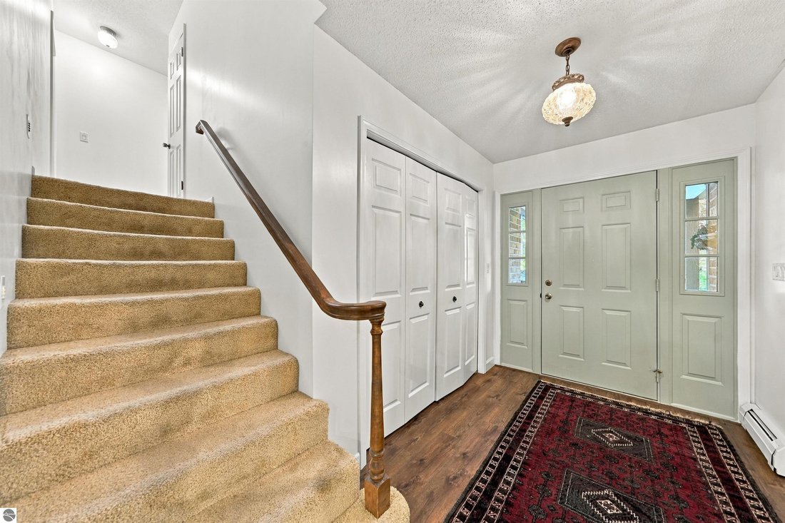 House in Traverse City, Michigan, United States 5 - 19068500
