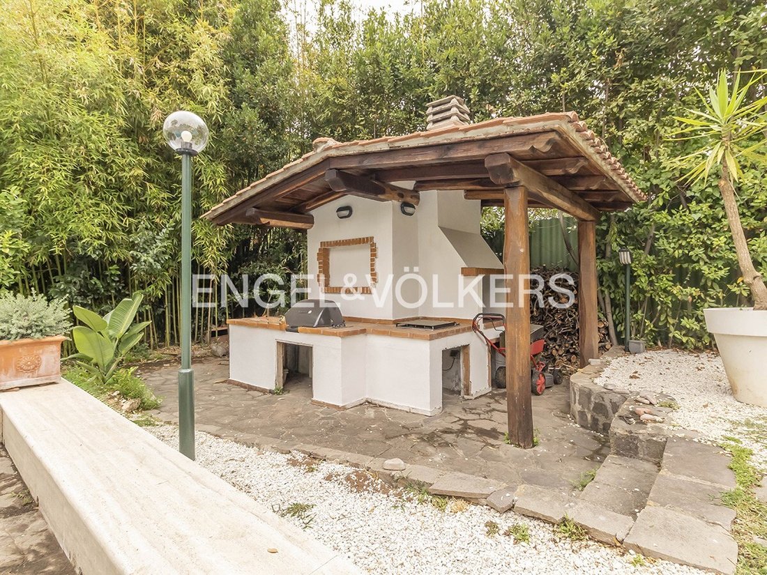 Villa in Eur - Torrino - Giuliano Dalmata, Rome, Lazio 5 - 19072556