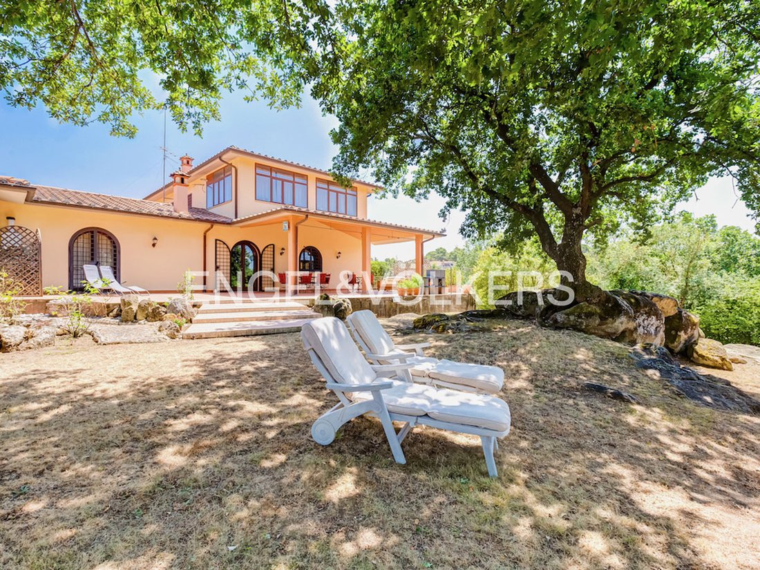 Villa in Campagnano di Roma, Lazio, Italy 1 - 19069792