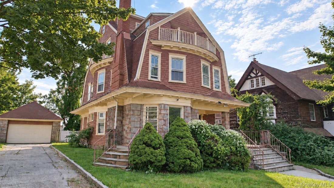 Yonkers, New York, United States 3 - 19068458