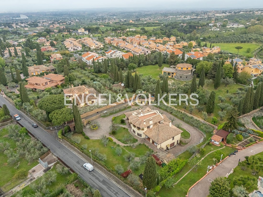 Villa en Frascati, Lacio, Italia 5 - 19069456