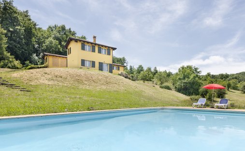 Villa in Vergato, Emilia-Romagna, Italien 1