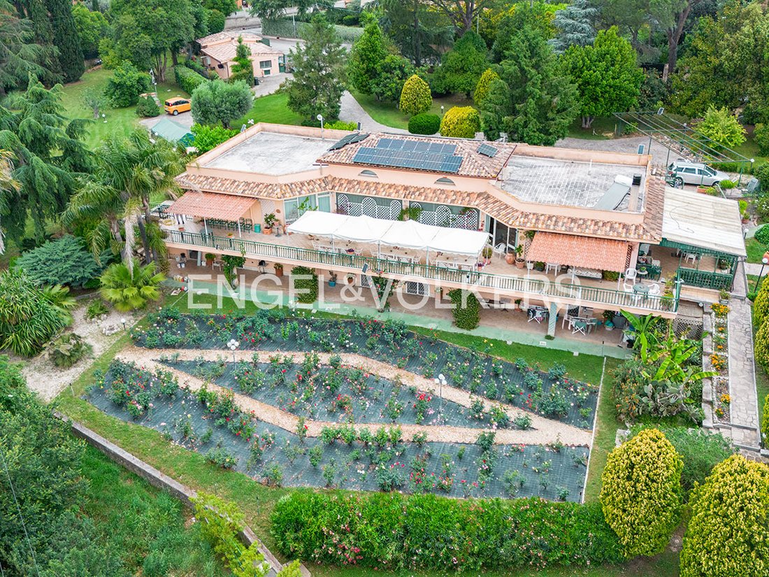 Villa en Castelnuovo di Porto, Lacio, Italia 1 - 19072177