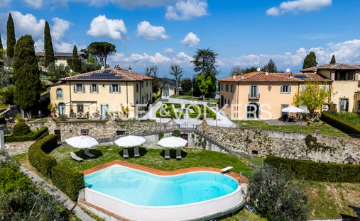 Villa a Centro - La Rocca, Carmignano, Toscana 1