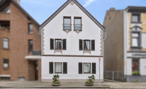 House in Düsseldorf, North Rhine-Westphalia, Germany 1