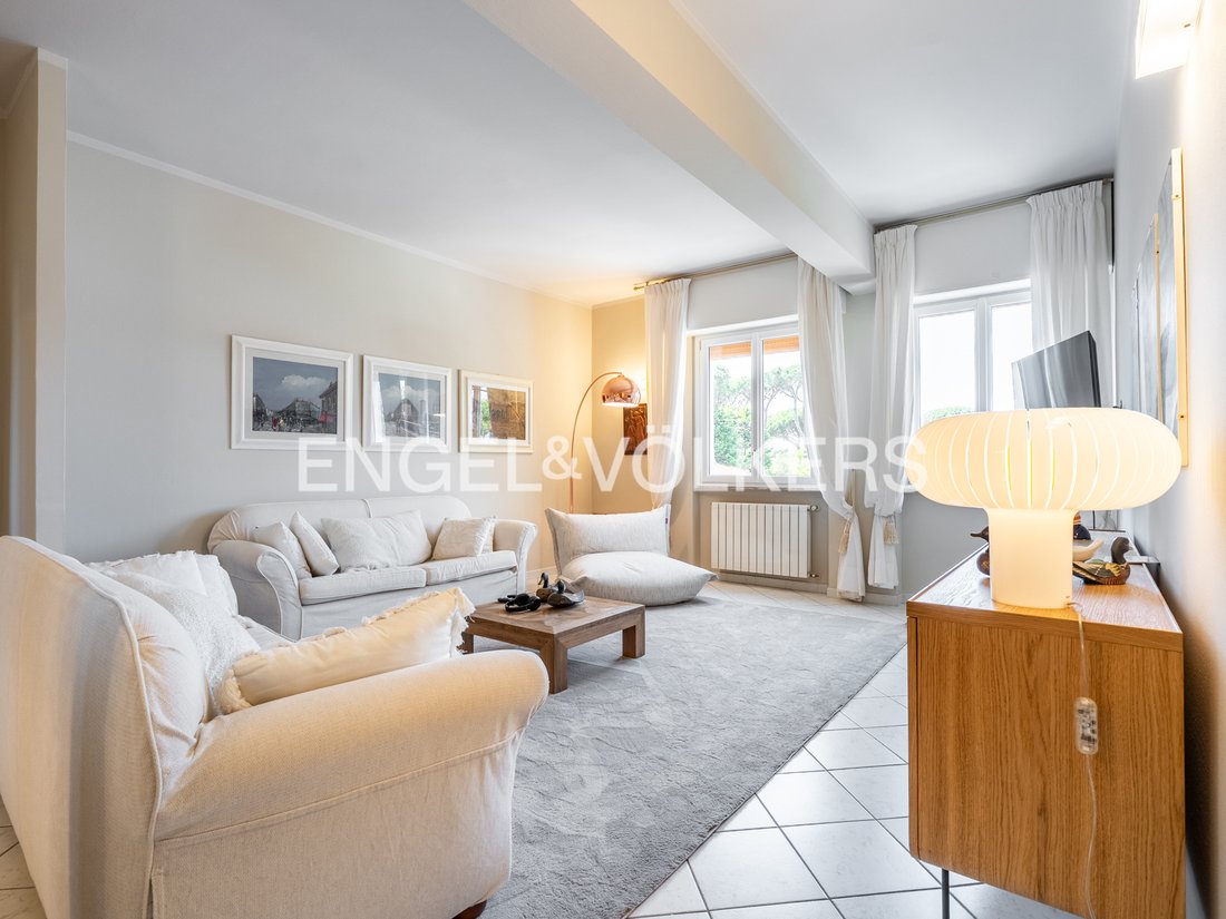 Apartment in Vittoria Apuana, Forte dei Marmi, Tuscany 2 - 19069836