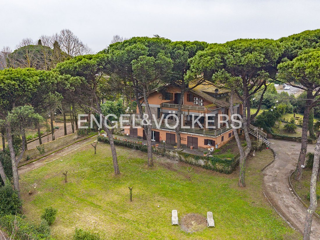 Villa à Bracciano, Latium, Italie 2 - 19069053