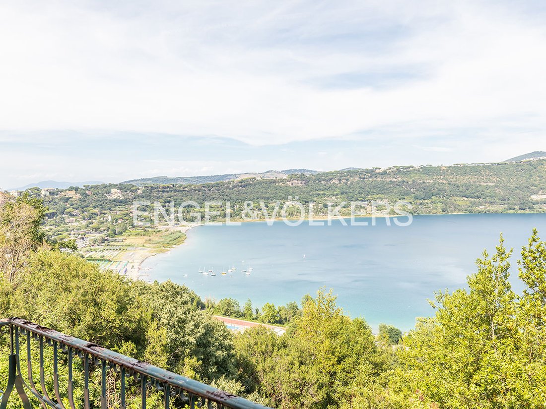 Appartamento a Castel Gandolfo, Lazio, Italia 1 - 19072616