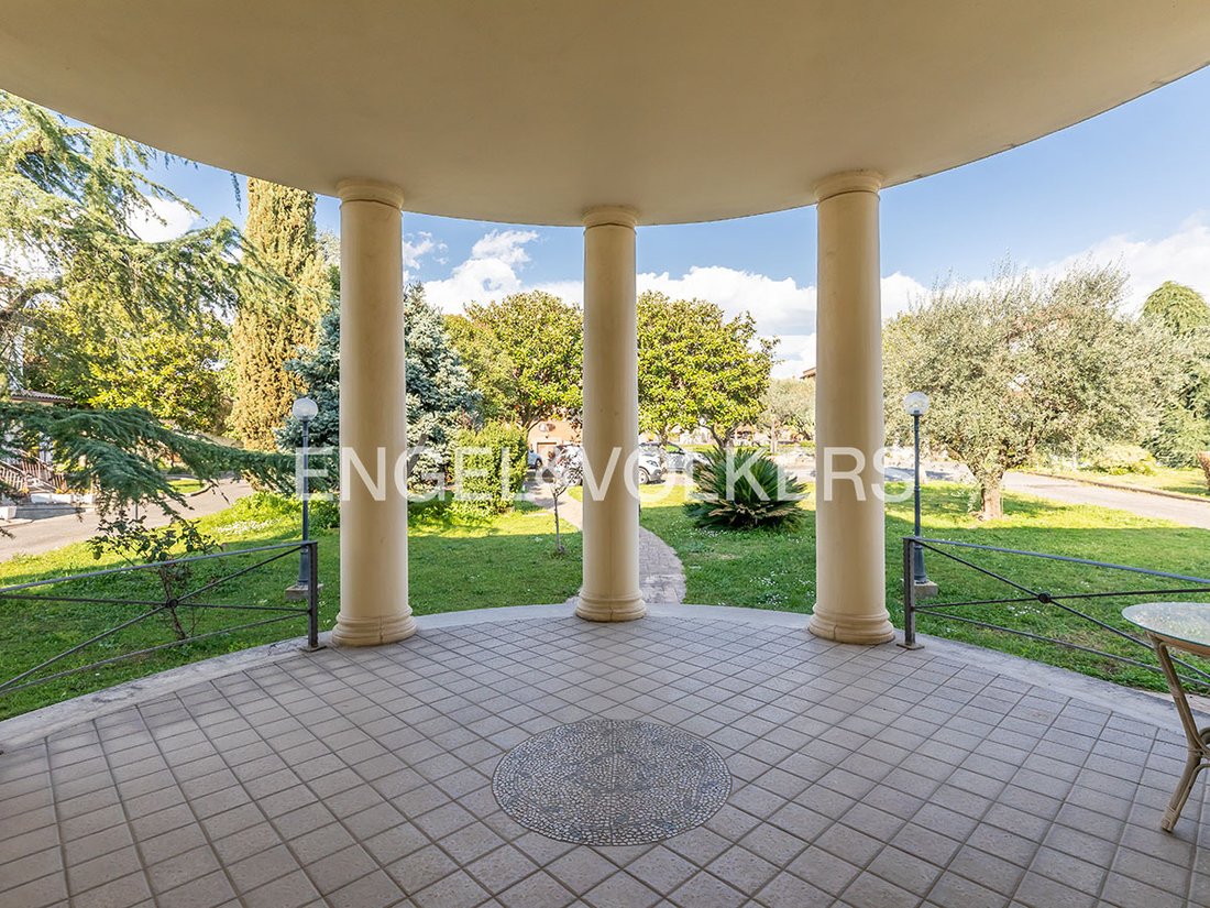 Villa à Torre Gaia - Villa Verde, Rome, Italie 2 - 19072428