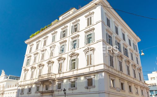 Appartamento a Monti, Roma, Italia 1