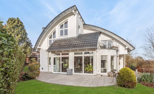 House in Bergisch Gladbach, North Rhine-Westphalia, Germany 1