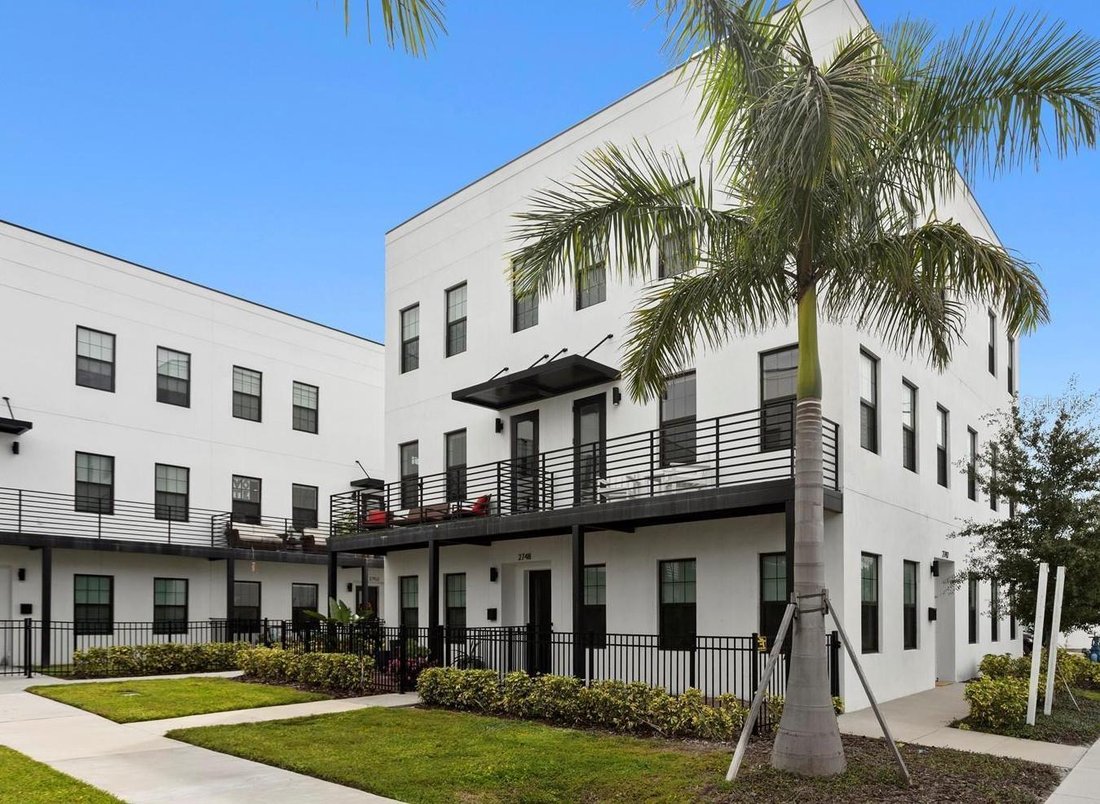 Townhouse in St. Petersburg, Florida, United States 2 - 19068552