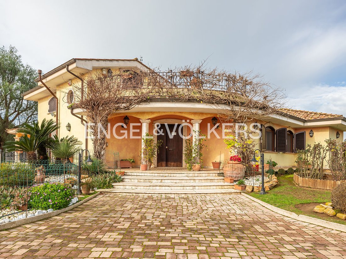Villa in Cioccati-Zucchetti, Nettuno, Latium 2 - 19072234