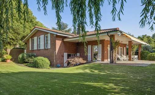 House in Meerbusch, North Rhine-Westphalia, Germany 1