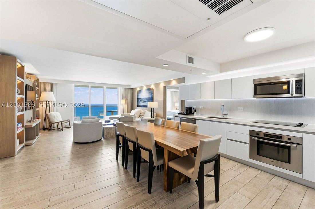 Condo in Miami Beach, Florida, United States 2 - 19068683