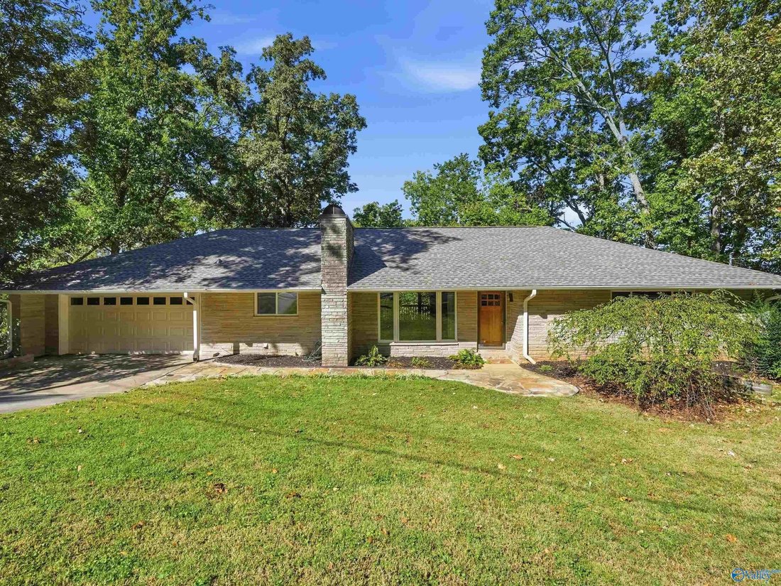 House in Redstone Arsenal, Alabama, United States 1 - 19068395
