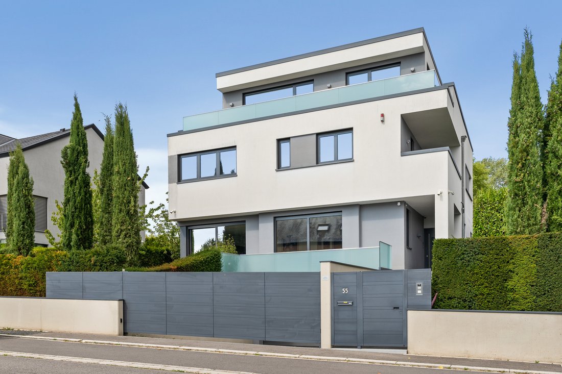 Villa in Ernster, Distrikt Luxemburg, Luxemburg 1 - 19070063