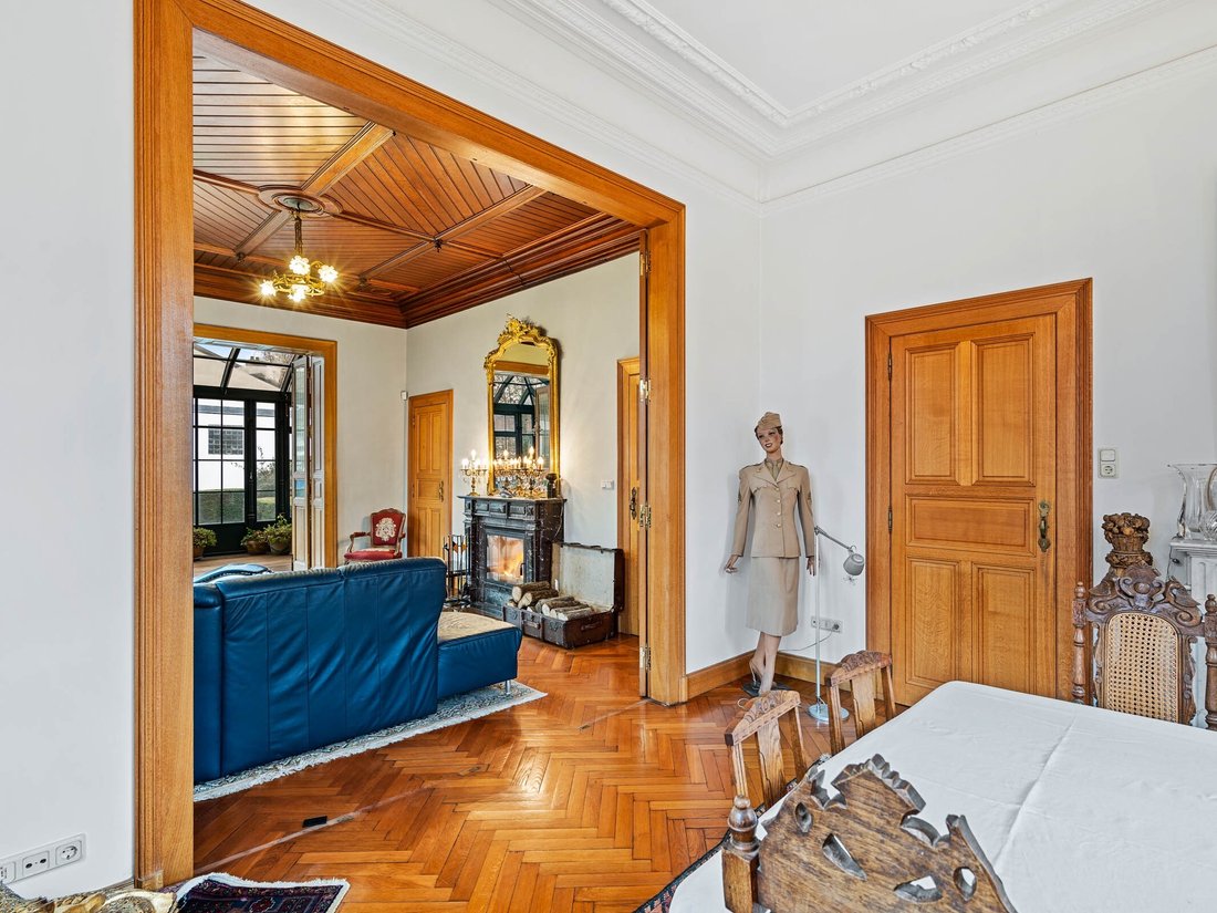 Villa in Mersch, Luxembourg District, Luxembourg 3 - 19068599