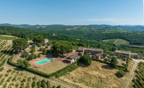 Estate in Radda in Chianti, Tuscany, Italy 1