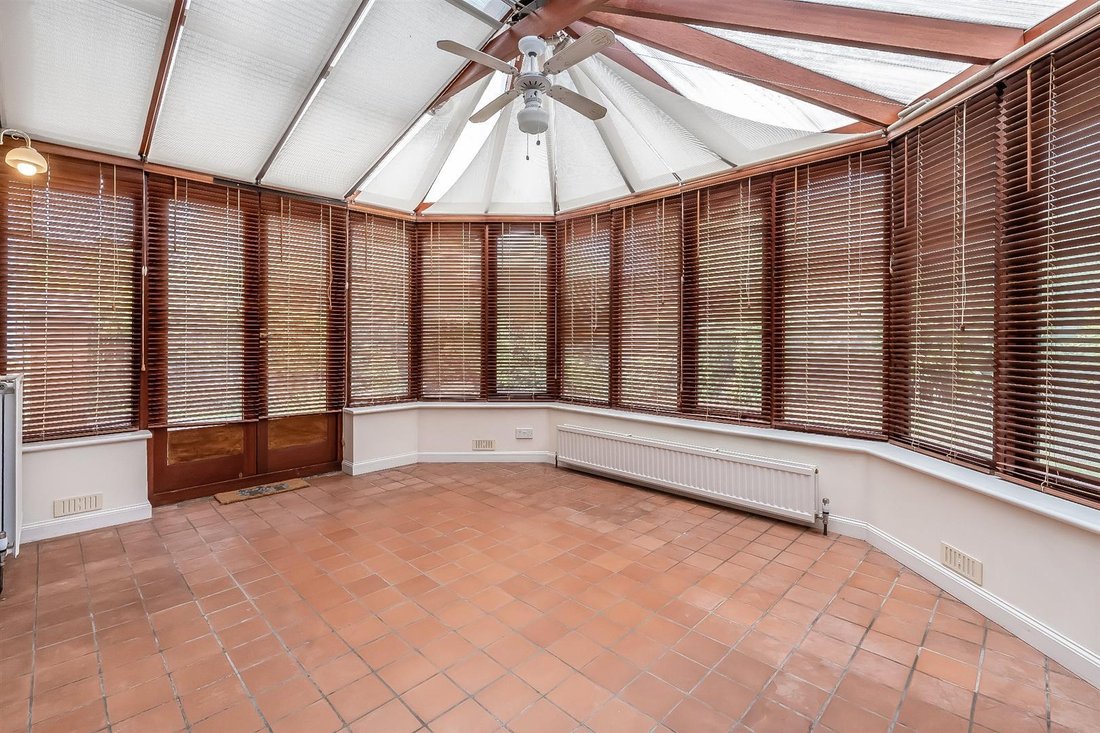 Casa a Leatherhead, Inghilterra 5 - 19073827