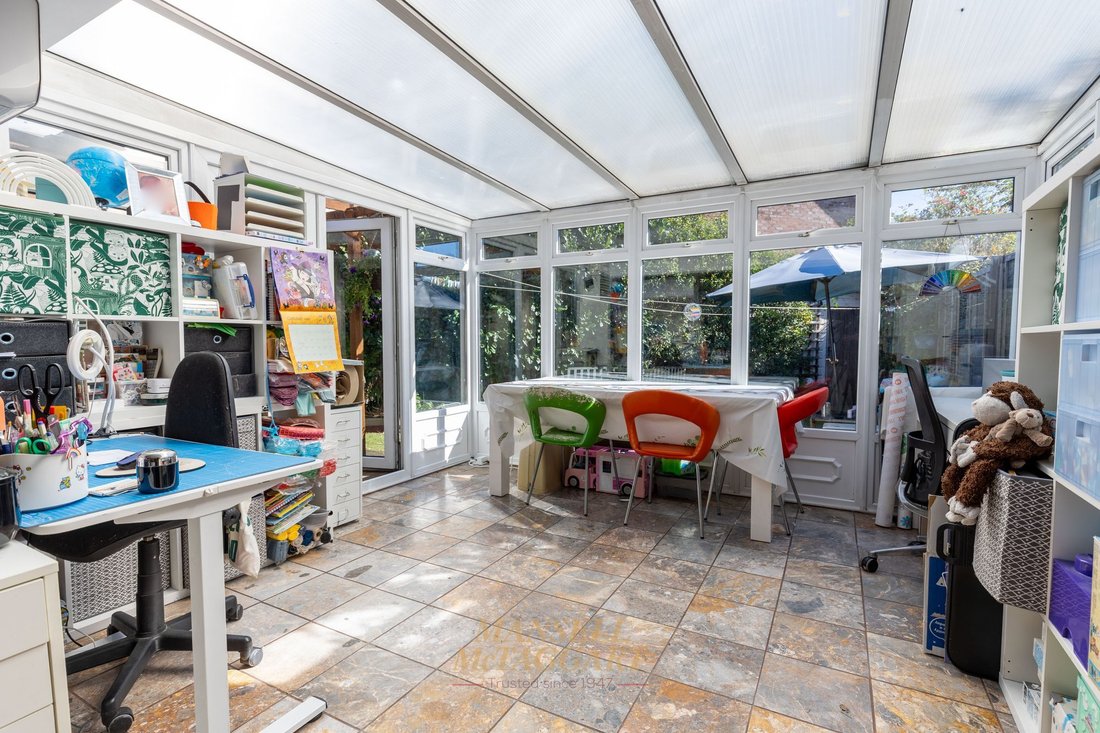 Casa a Horley, Inghilterra 3 - 19070965