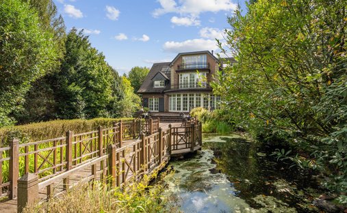 Villa in Ratingen, North Rhine-Westphalia, Germany 1