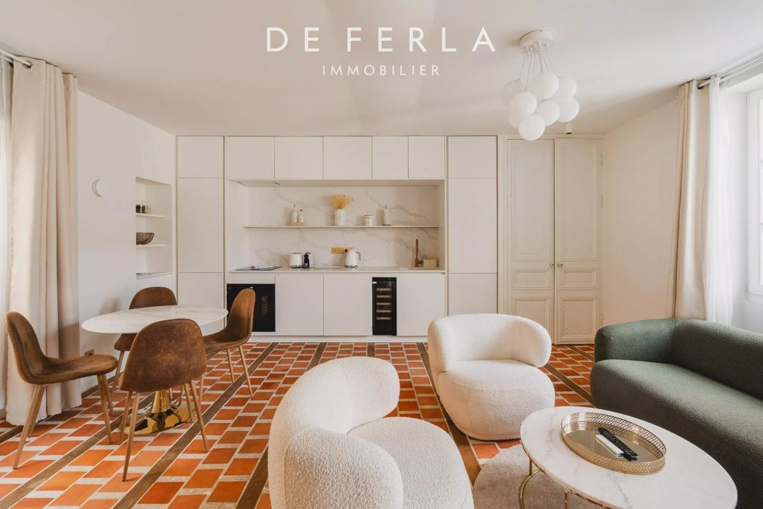Apartment in Monnaie, Paris 6e Arrondissement, Paris 1 - 19075369