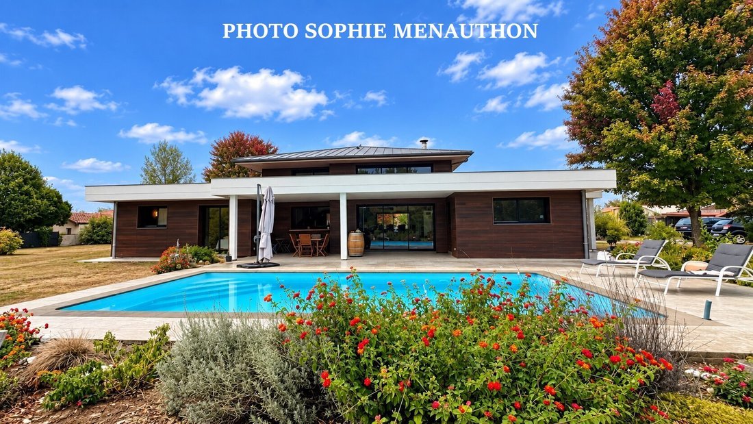 Villa in Saint-Paul-lès-Dax, Nouvelle-Aquitaine, France 2 - 19075542