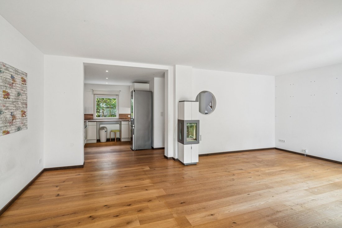 Otros en Oberursel, Hesse, Alemania 4 - 19070050