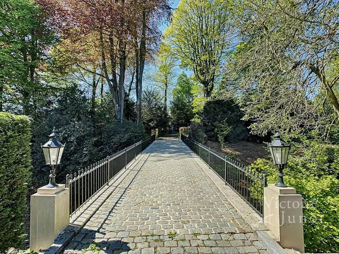 Estate in Uccle, Brussels, Belgium 2 - 19071463
