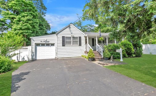 Casa en Lindenhurst, Nueva York, Estados Unidos 1