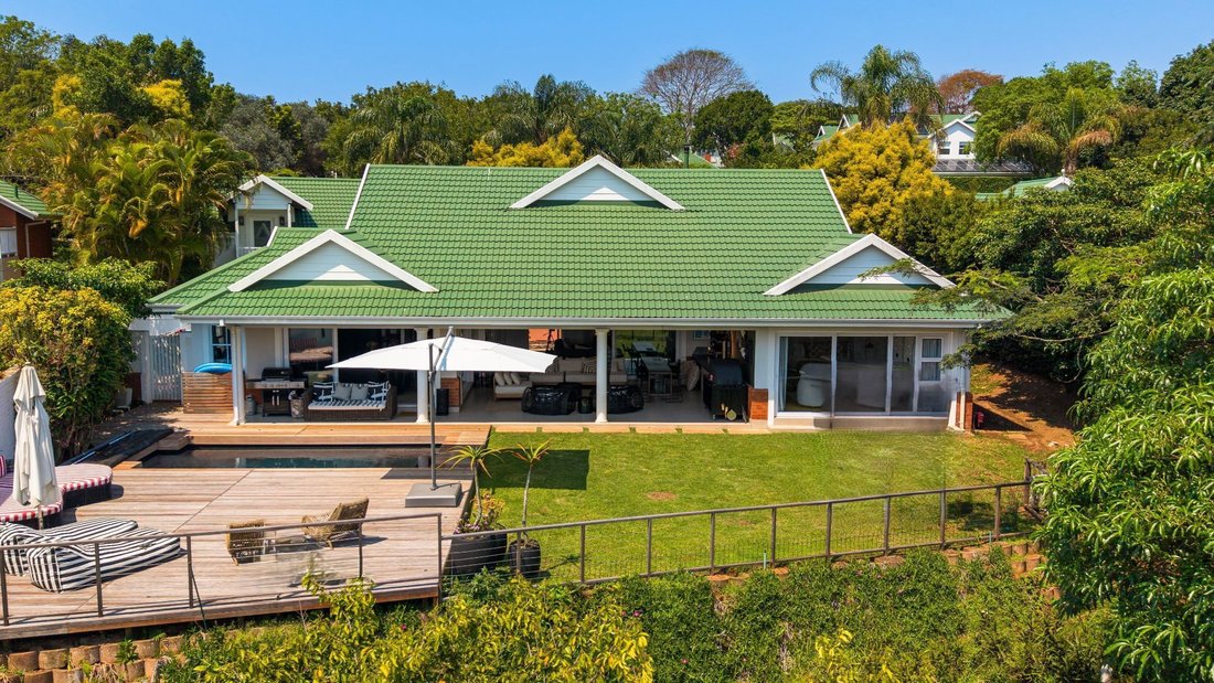 Maison à Mount Edgecombe Country Estate 2, KwaZulu-Natal, Afrique du Sud 1 - 19073784